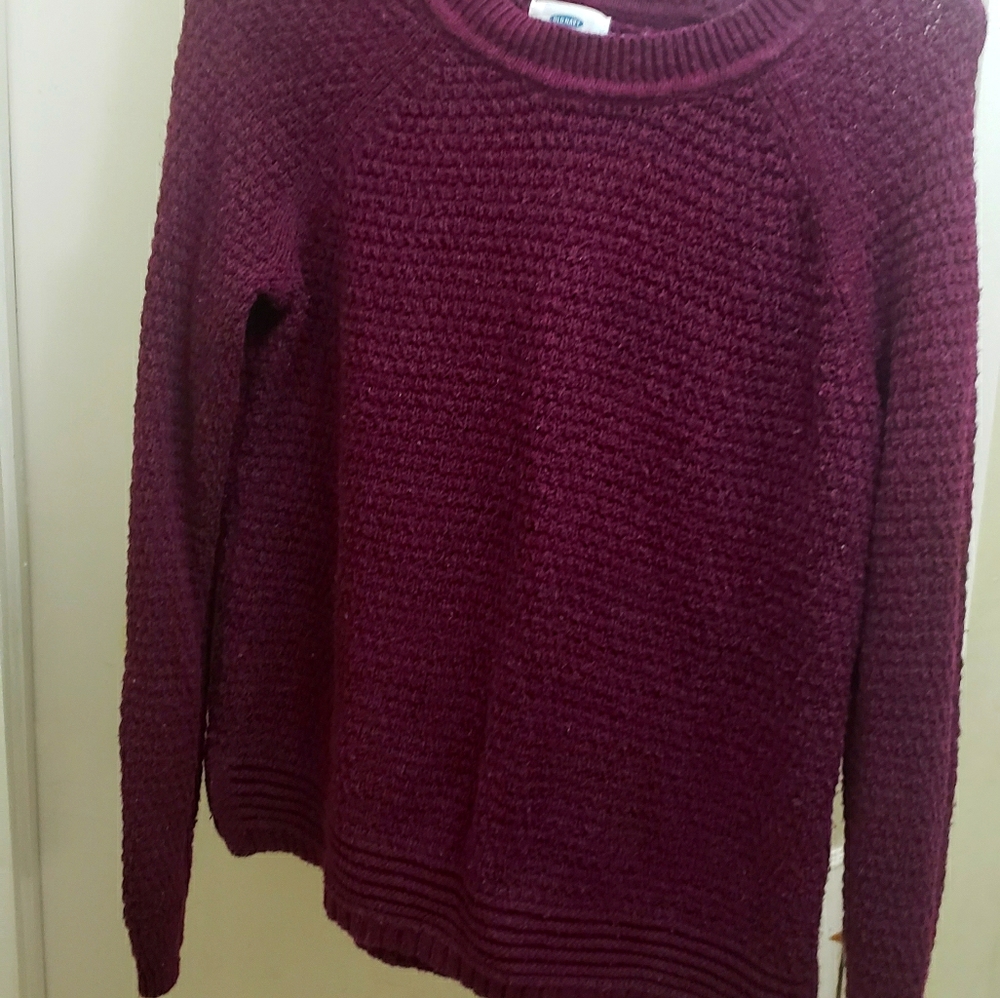 Old navy sweater